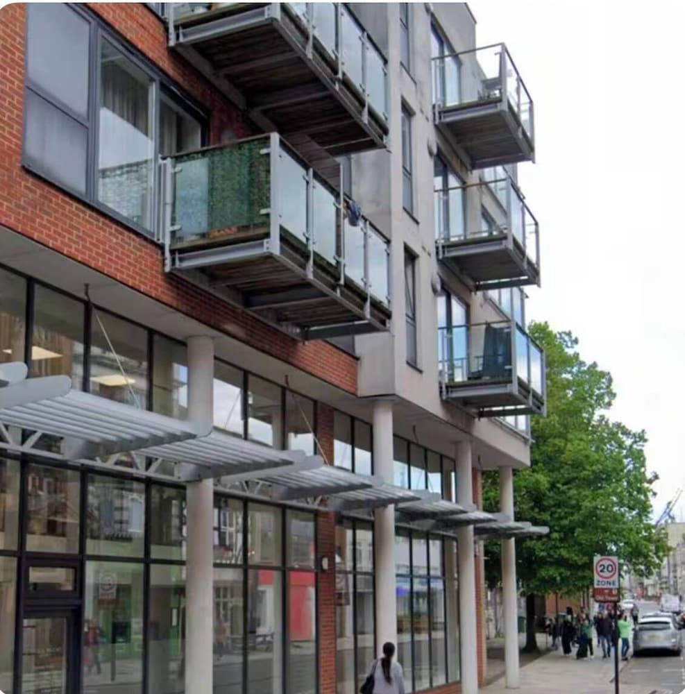 2bed Apt - City Centre With Balcony - Sleeps 6