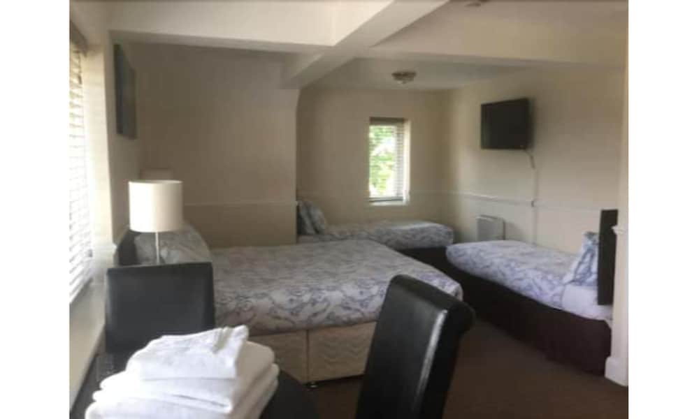T & J Motel