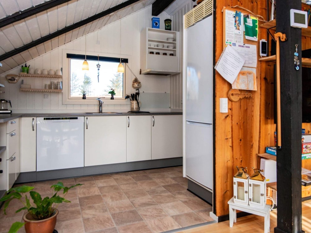 6 Person Holiday Home in Ulfborg view 5