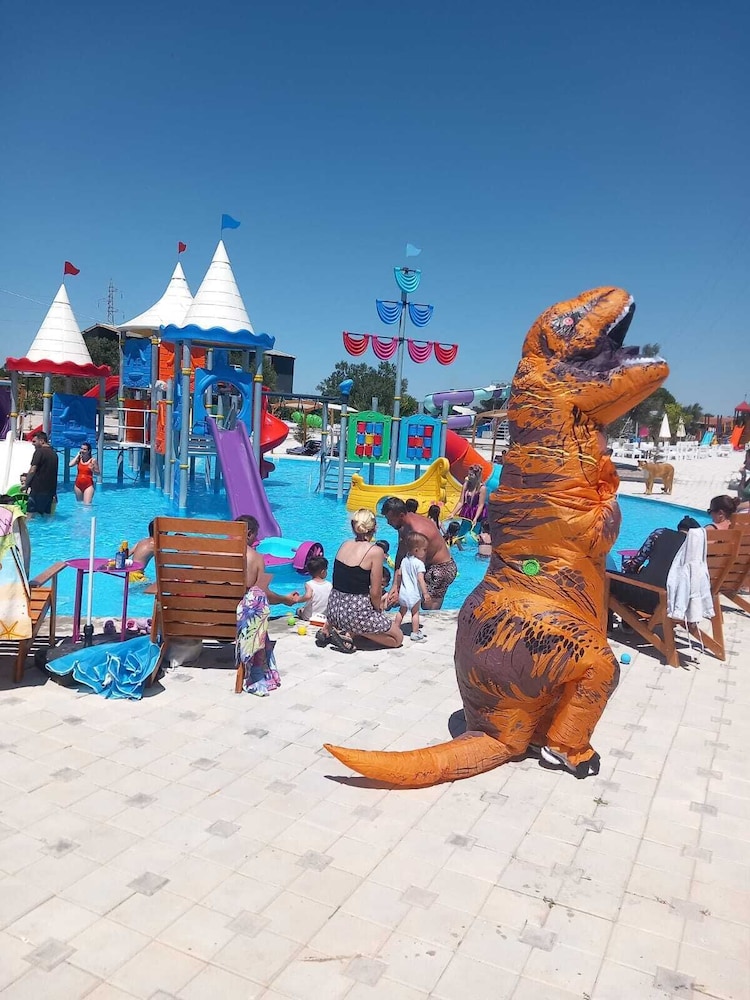 SİMLARDA AQUAPARK OTEL