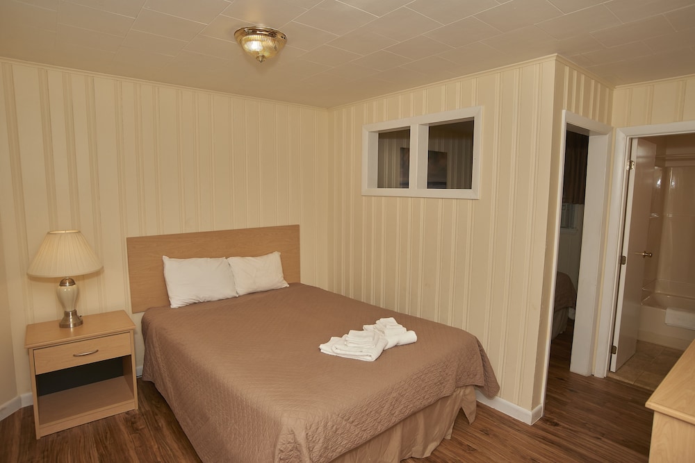 Marguerite Motel
