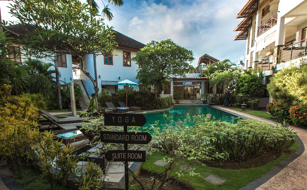 Ecosfera Hotel