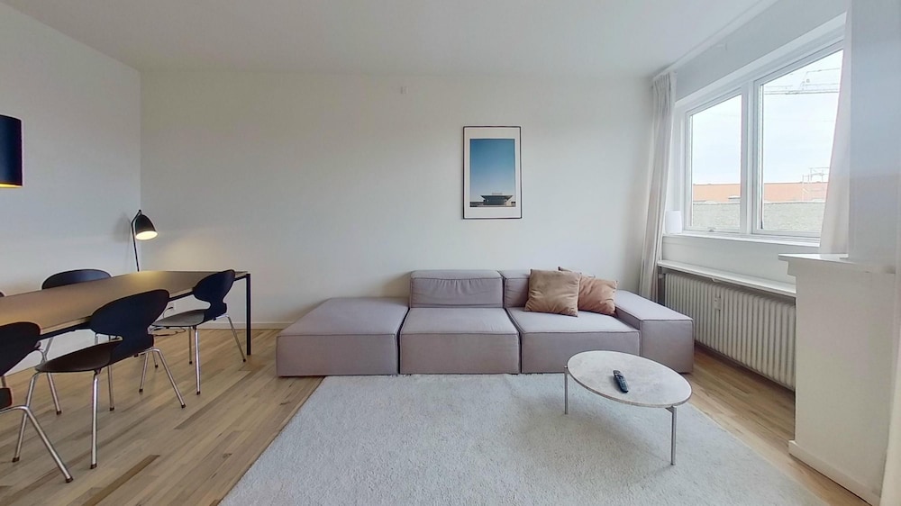 3-bed in Frederiksberg w Balcony - 210