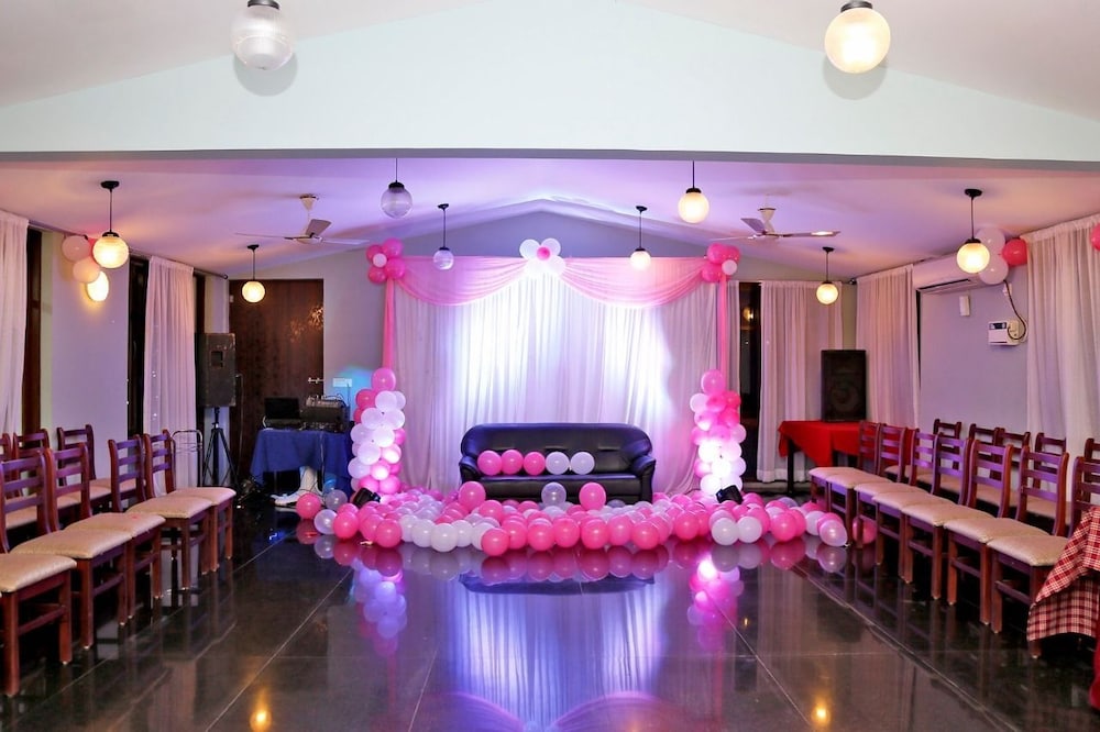 meeting & event spaces