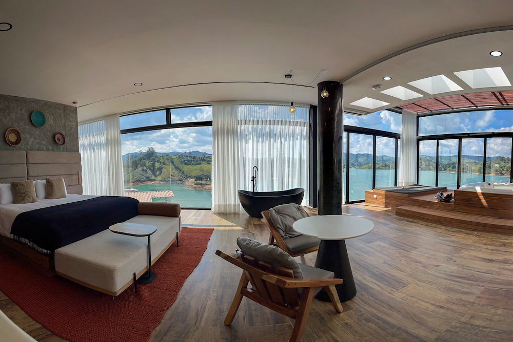 Vivanti Resort 7