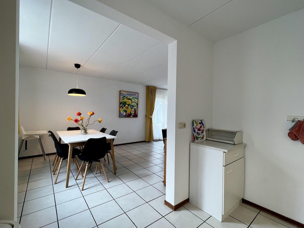 Holiday Bungalow With Wifi Near Beach