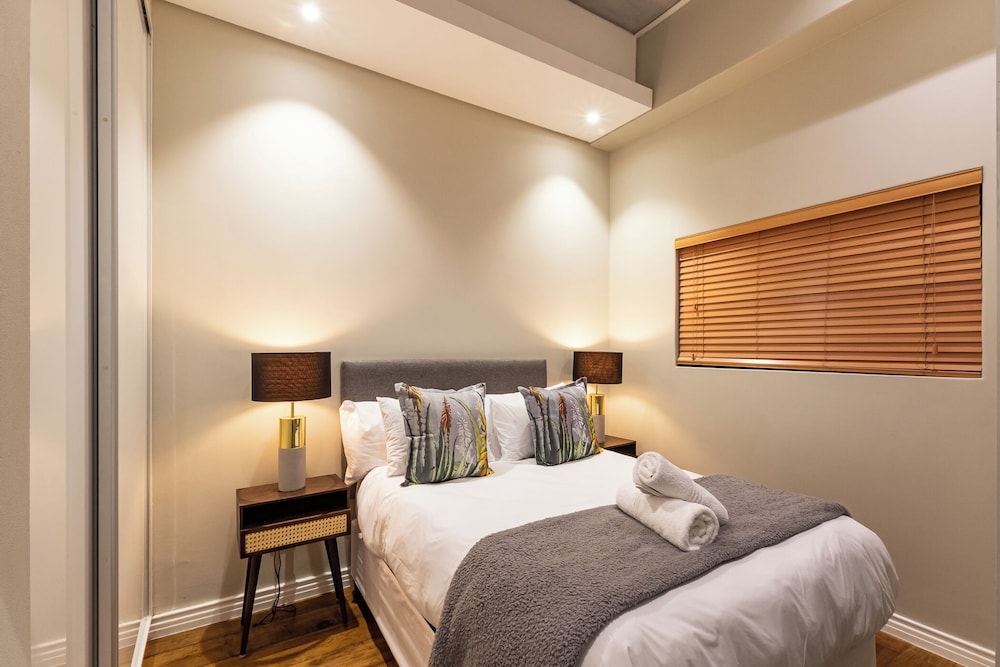 Docklands Deluxe Apartments by ITC Hospitality