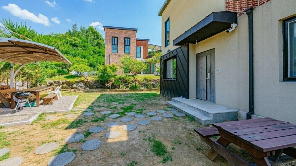 Chuncheon Stay 266