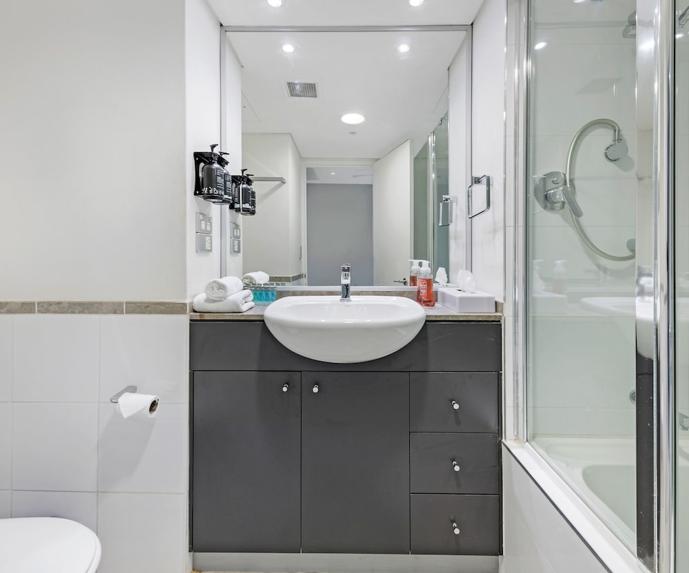 Kozyguru | Haymarket | 2 Bedroom Studio Apartments On George St