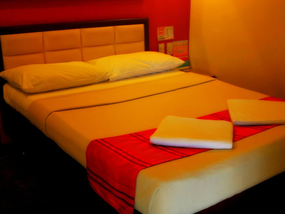 Cebu Vacations - Express Inn - Cebu Hotel - Property Image 16