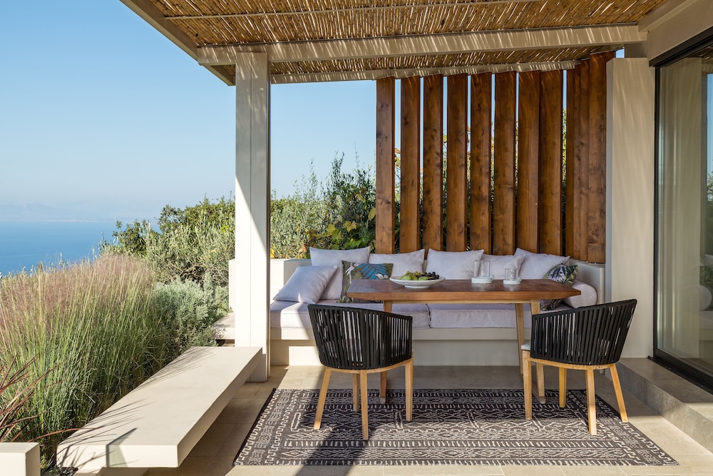 Art Blue Villas