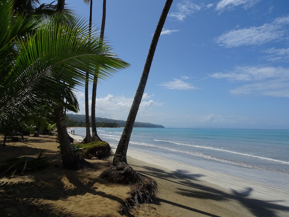 Cosón Bay