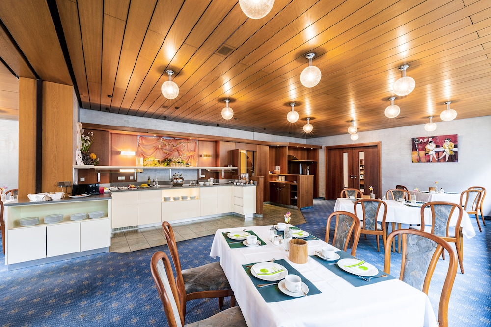Stuttgart Vacations - TOP VCH Hotel Wartburg Stuttgart - Property Image 16