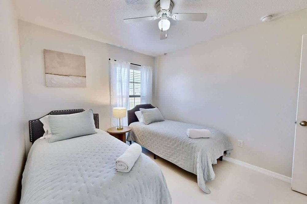 Brooksville Retreat! 3 Bed, 2 Bath!