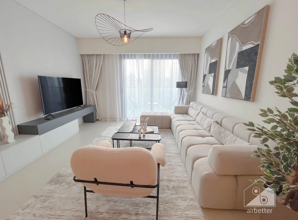 Burj Crown Luxury 2bedroom Balcony & View