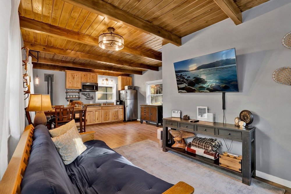 The Summit at Sherwood #618