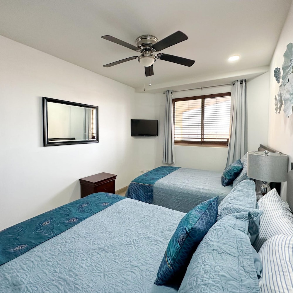 301 B Linda Vista Tranquil Sunset Vistas