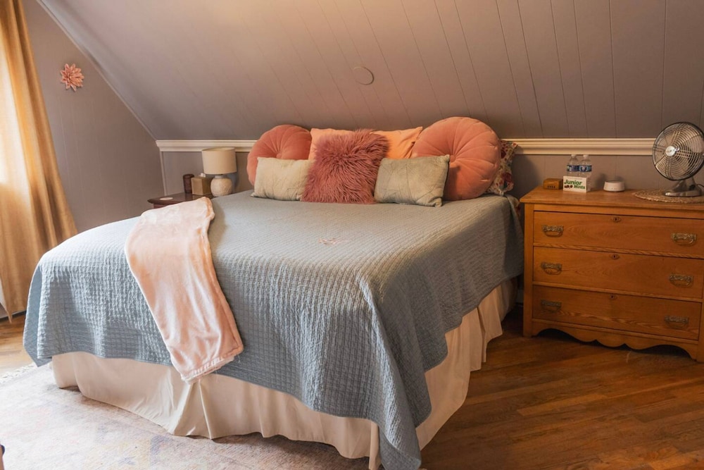 Columbine Roadhouse-4br Mountain Retreat Near Durango