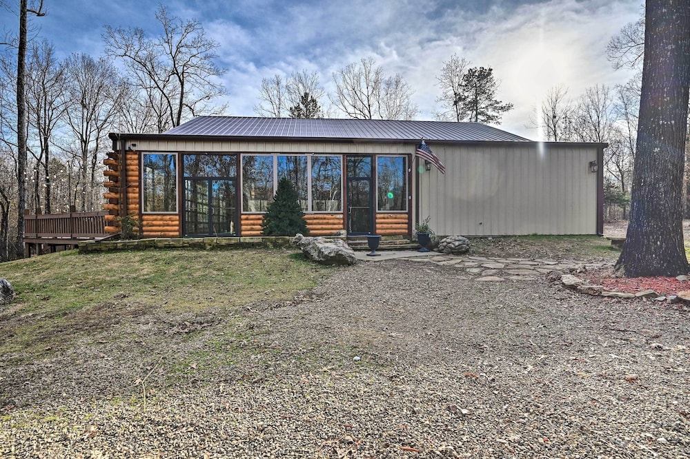 'hidden Oaks' Broken Bow Vacation Rental, Pets OK! view 5