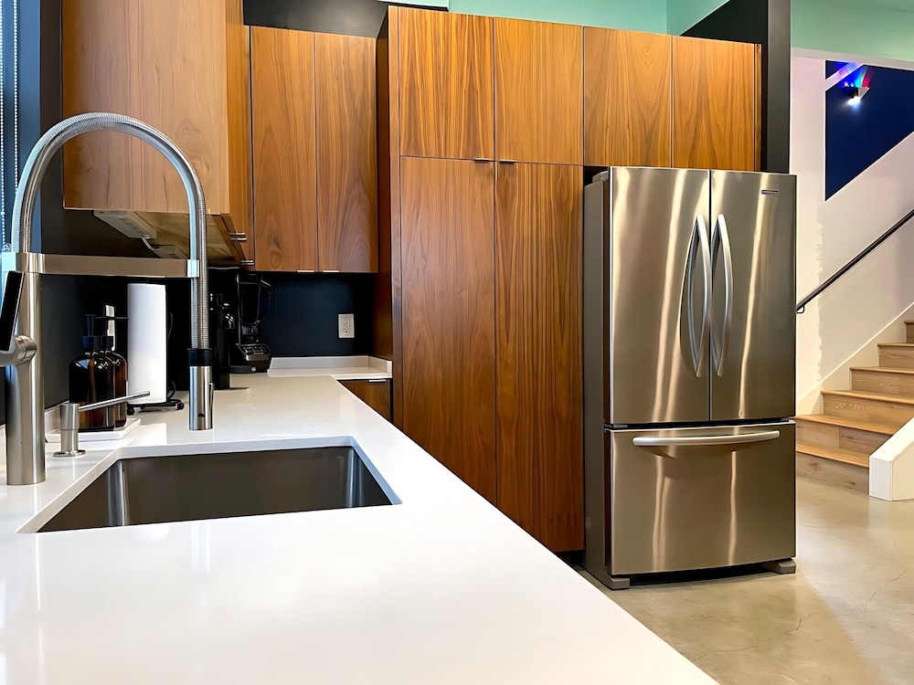 Ultimate 10br Group Getaway6min to Rainey Street