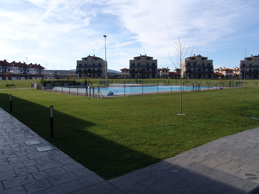 Apartamento Dúplex Golf Rioja Alta