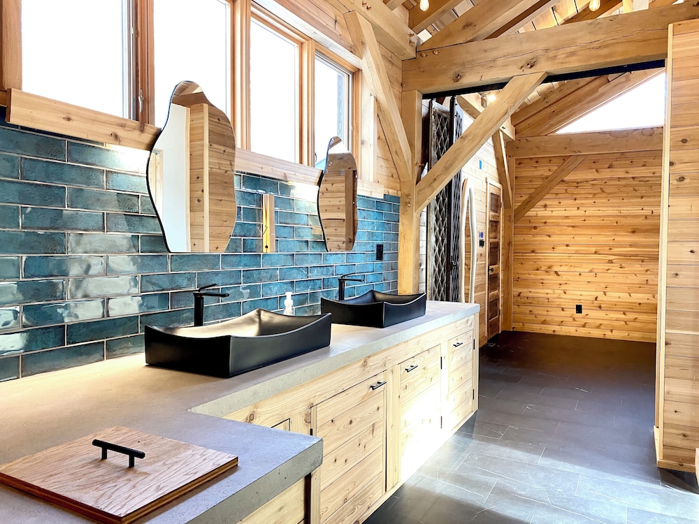 The Arete Hotel