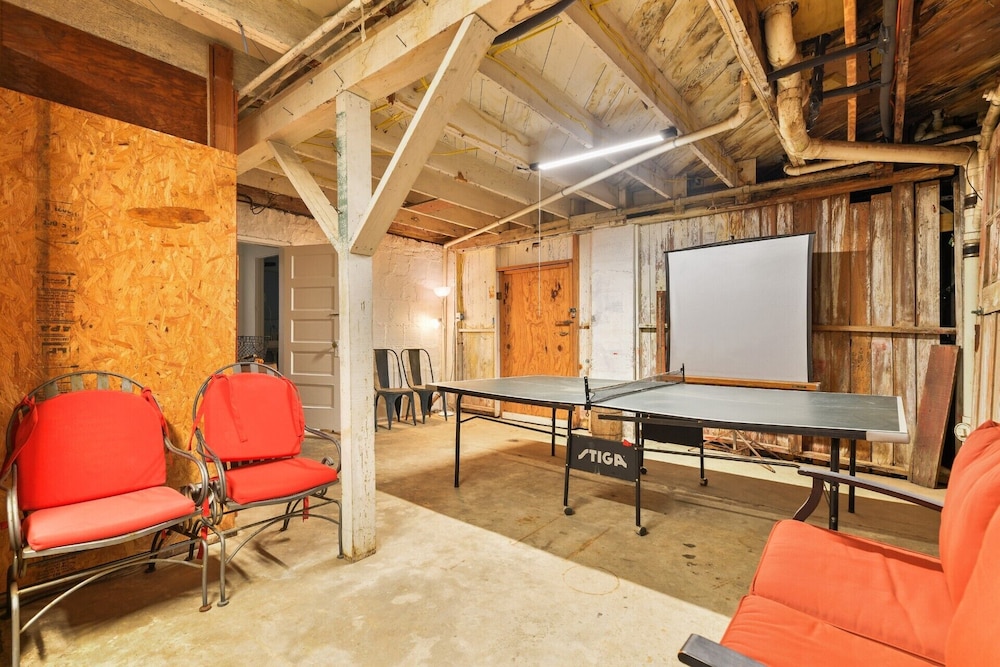 The Grand on Ave O by Ryson Vacation Rentals