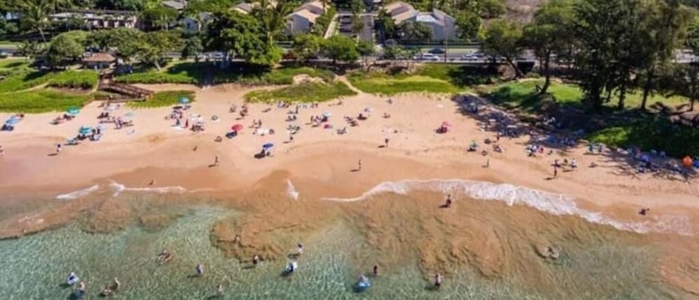 Signature Residences at Maui Banyan
