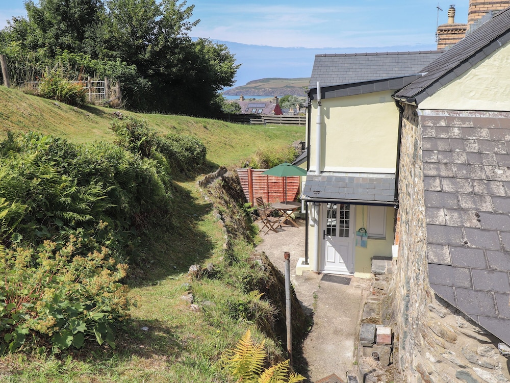 Delfryn, Newport