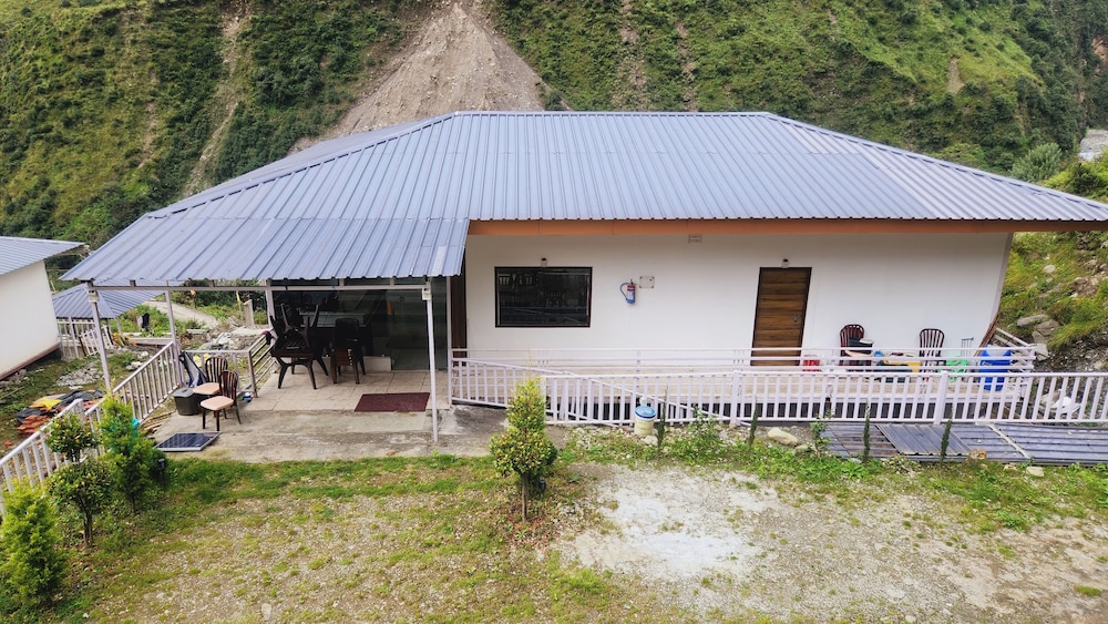 Yamunotri Heli Resort