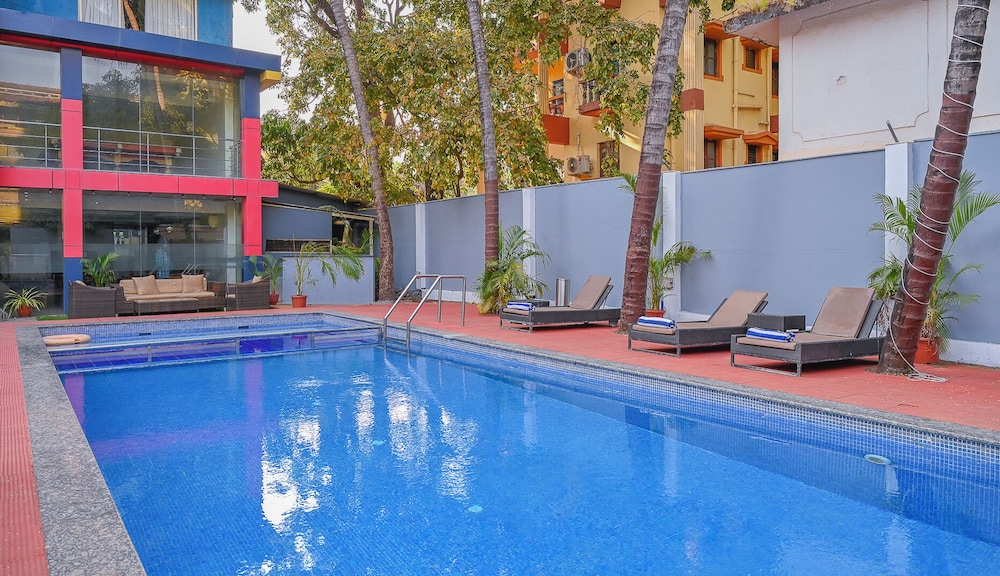 Resort The Karishma Grand view 3
