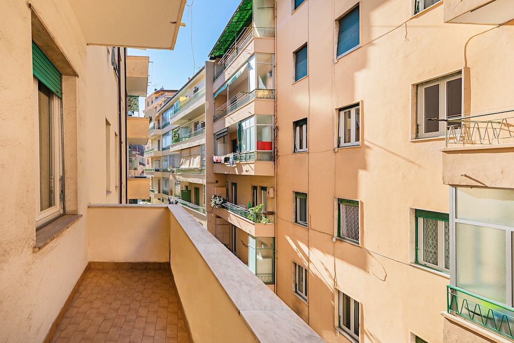 I Fiori Apartment by Wonderful Italy view 2