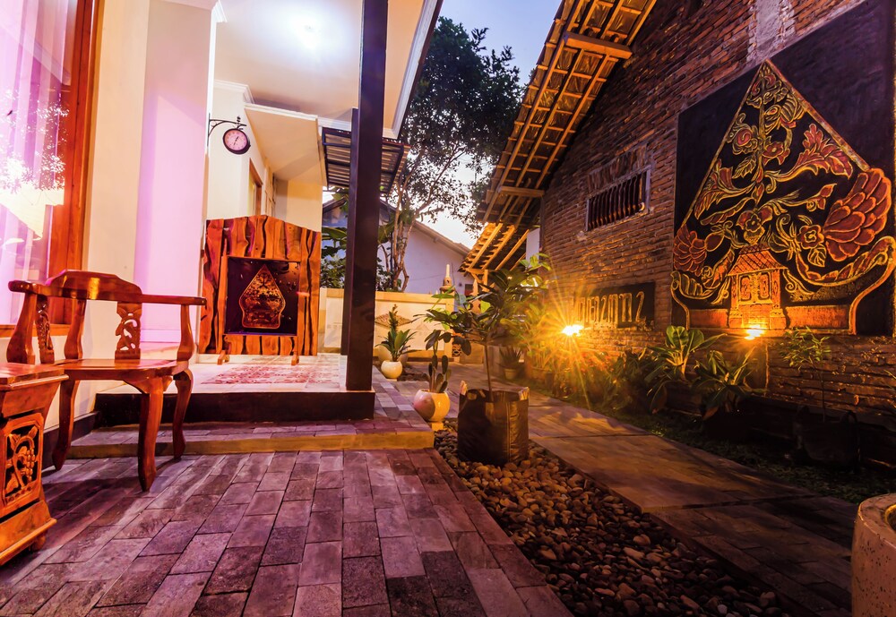 Morobudur Homestay