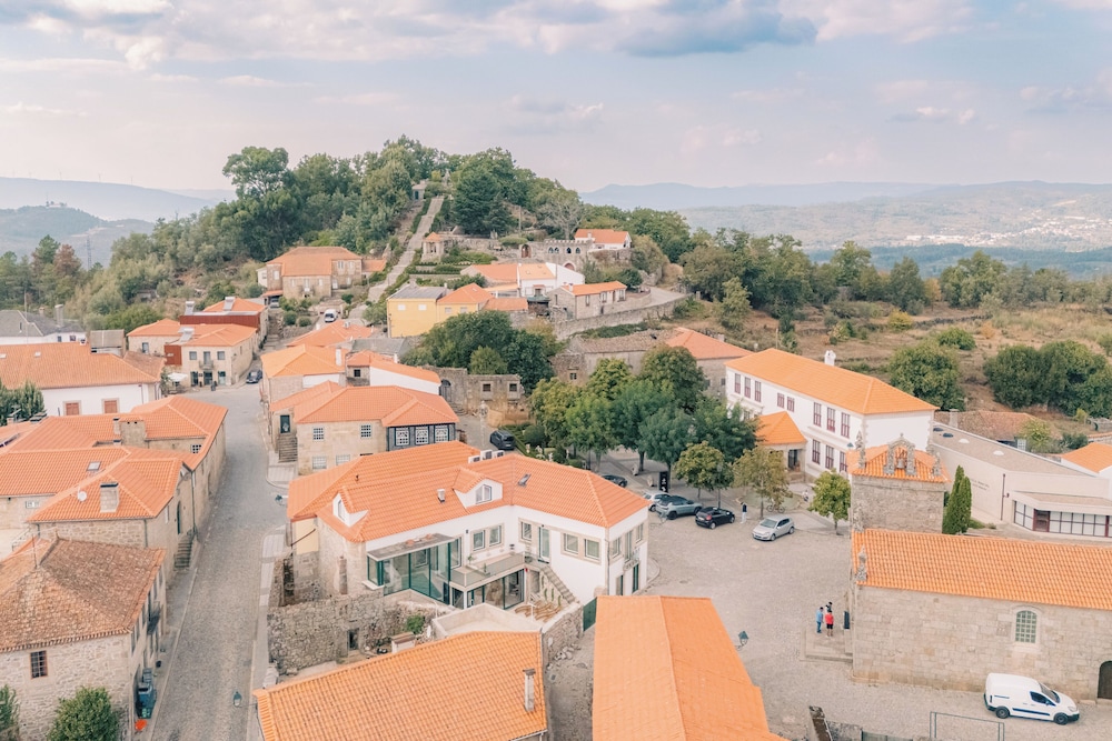 AQUÉNIO DO OURIÇO