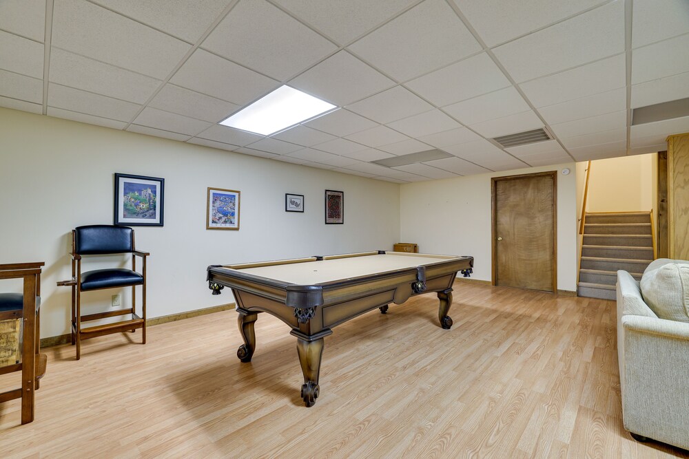Pennsylvania Retreat w/ Sauna, Pool Table & Deck! view 3
