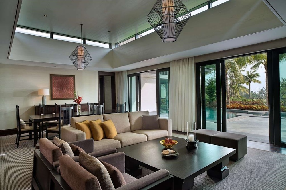 Raffles Hainan