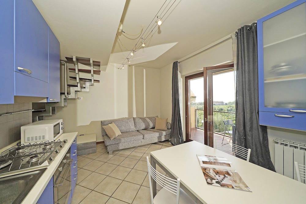 Borgo Alto P1-16 by Wonderful Italy