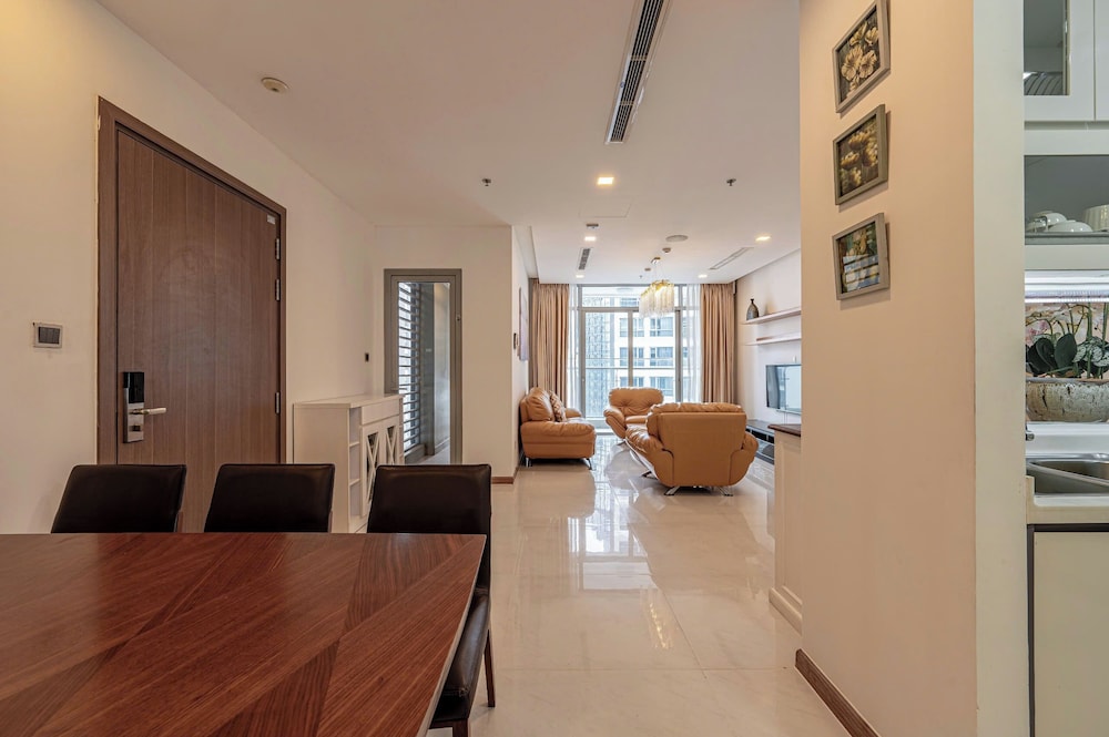 Urban Zen Saigon - Vinhomes Landmark 81