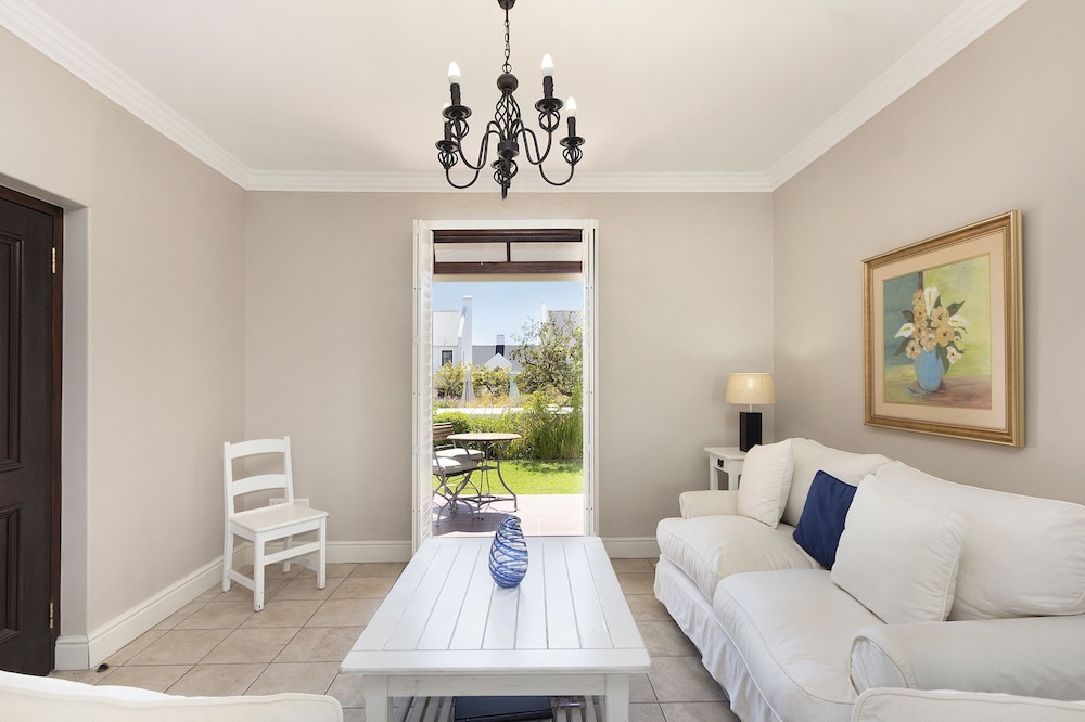 Winelands Golf Lodges at De Zalze
