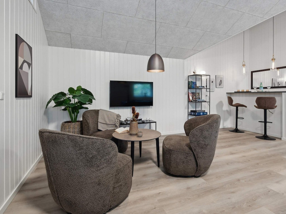 5 Star Holiday Home in Romo