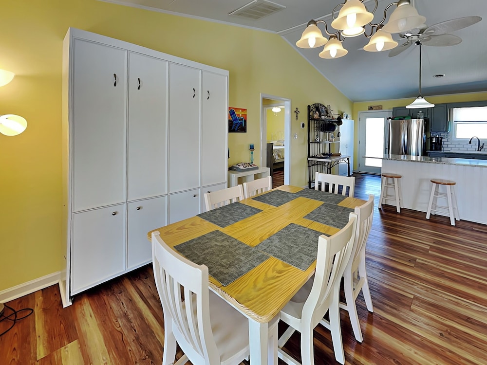 Bella Beach House by Topsail Realty