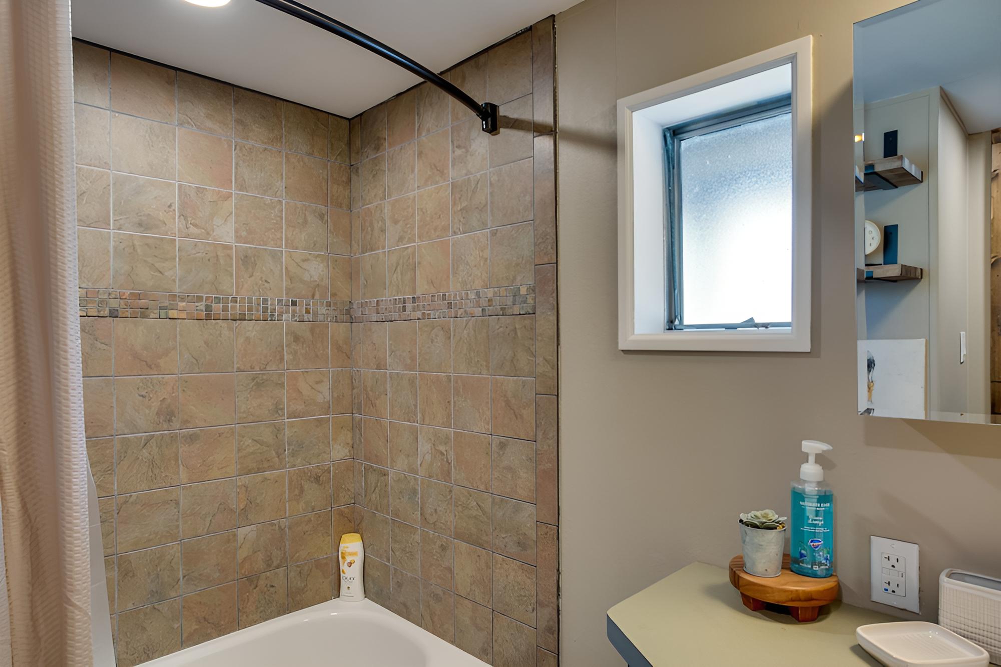 Updated Kingston Home w/ Private Hot Tub & Yard! view 4