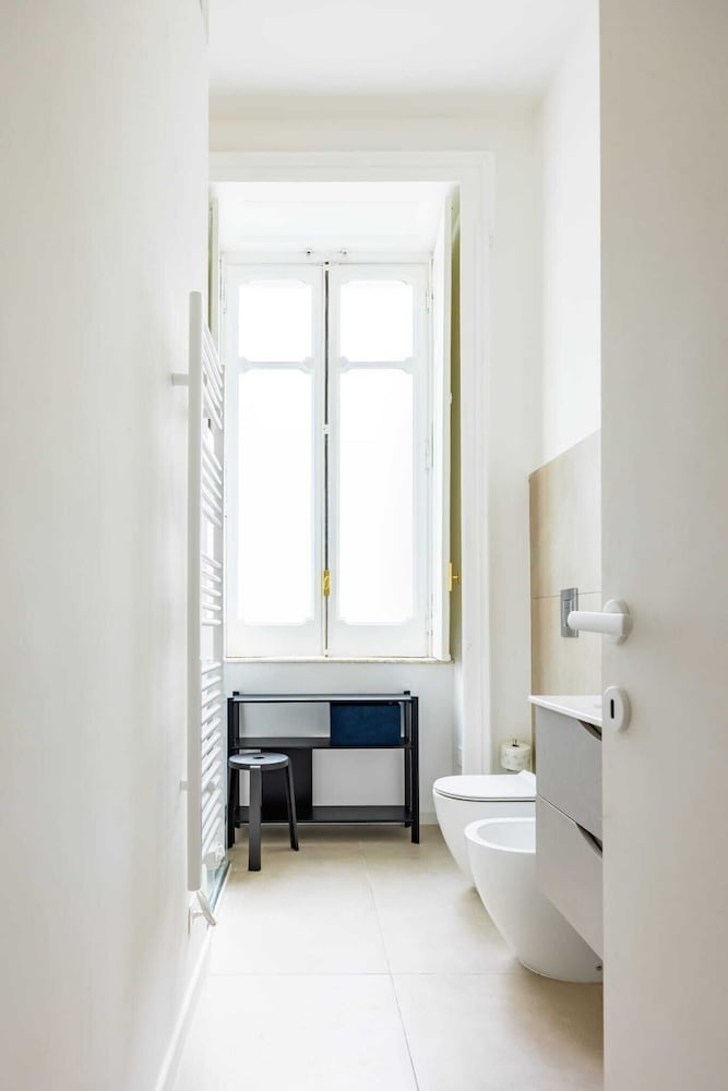 Thelos Apartment