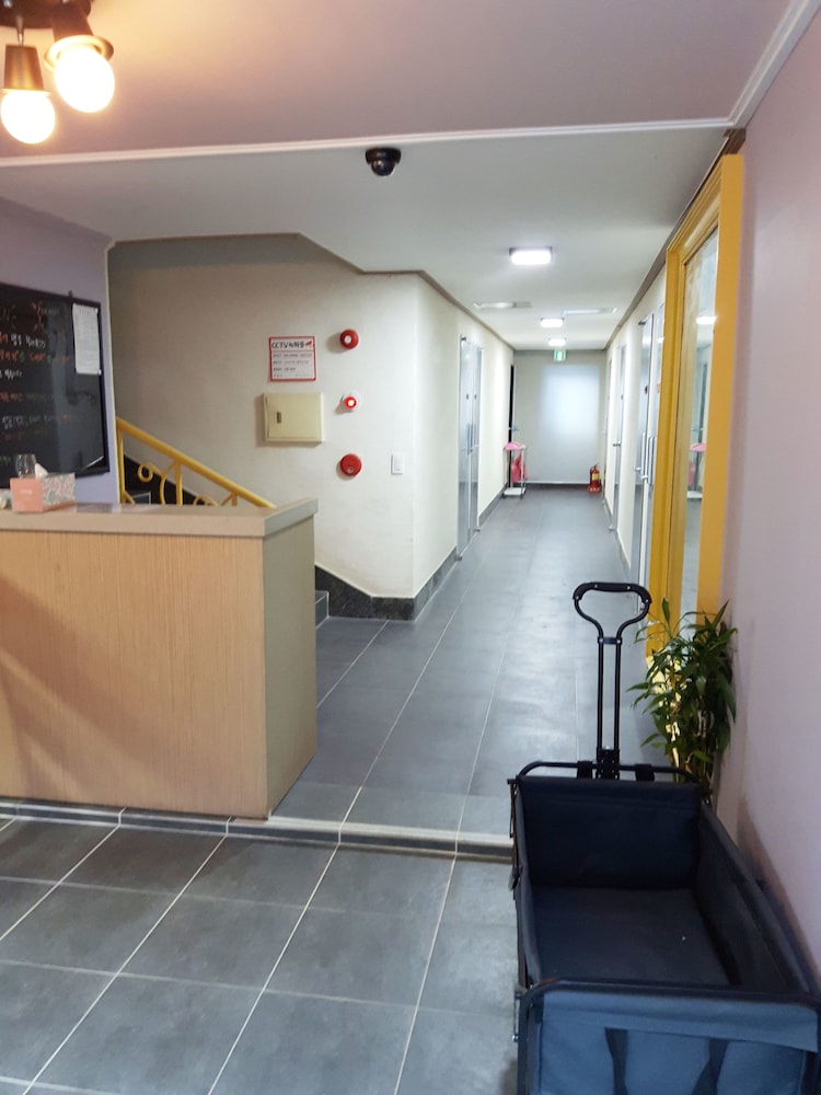 Busan Inn