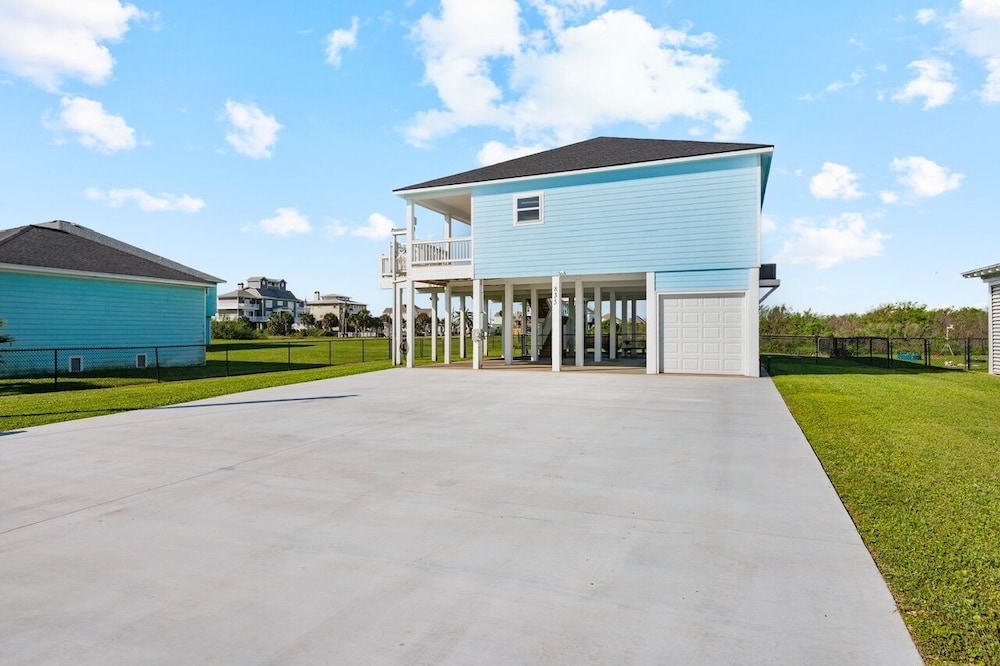 Gulf Winds 3 Bedroom Home