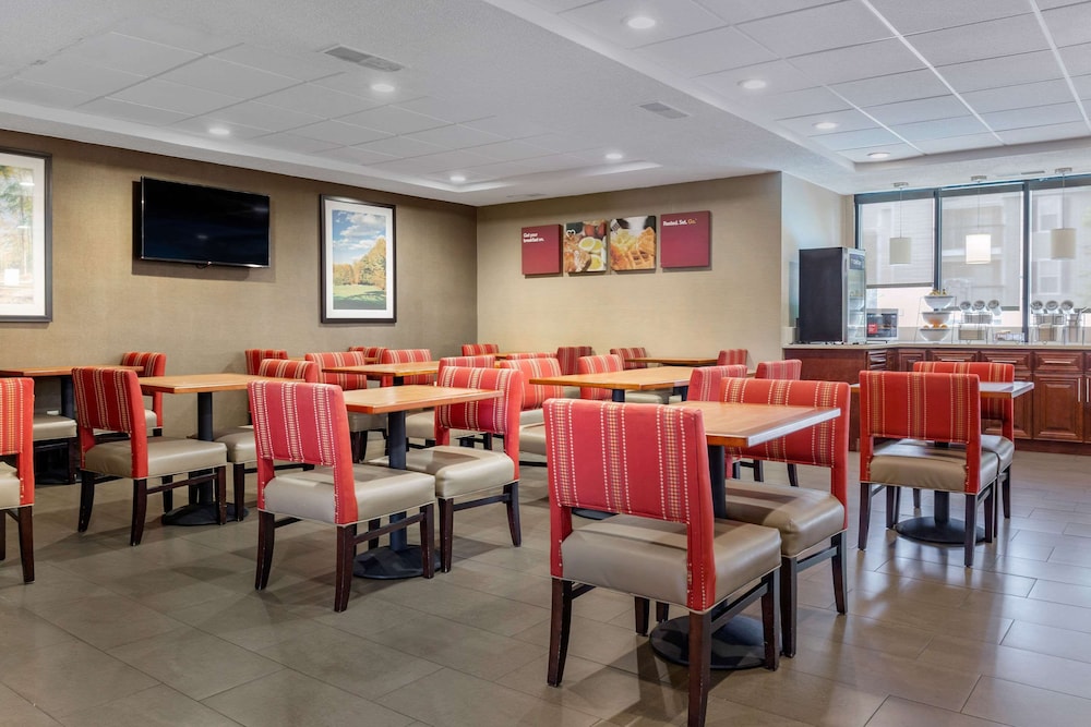 Dover Vacations - Comfort Suites Dover - Property Image 18