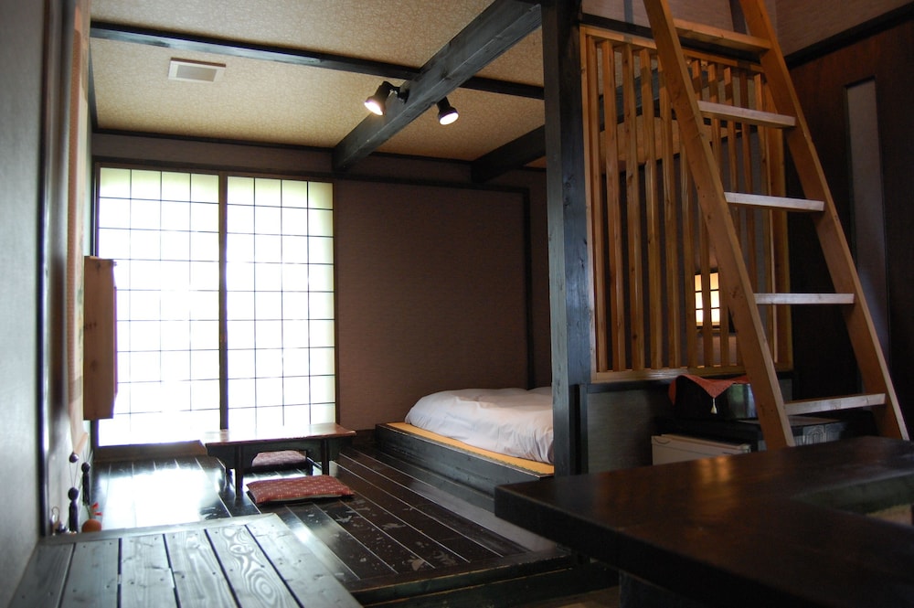 Kunihiro Yashiki