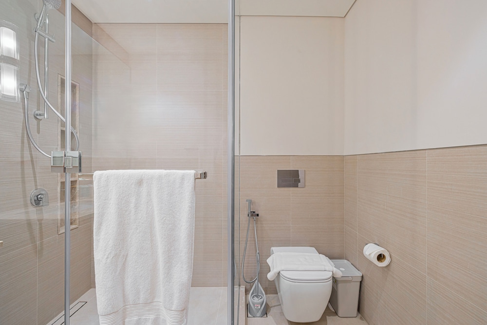 Grande Suites by Hostiva - Burj View