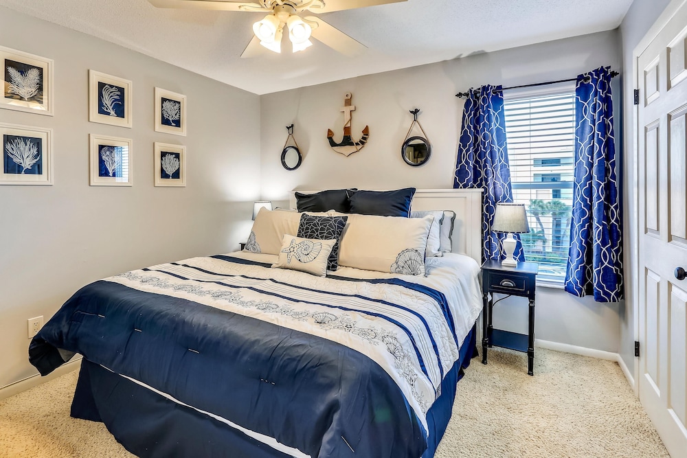Pelican Pointe 2A
