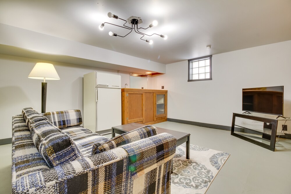 Classic Butte Vacation Rental w/ Mountain Views! view 3